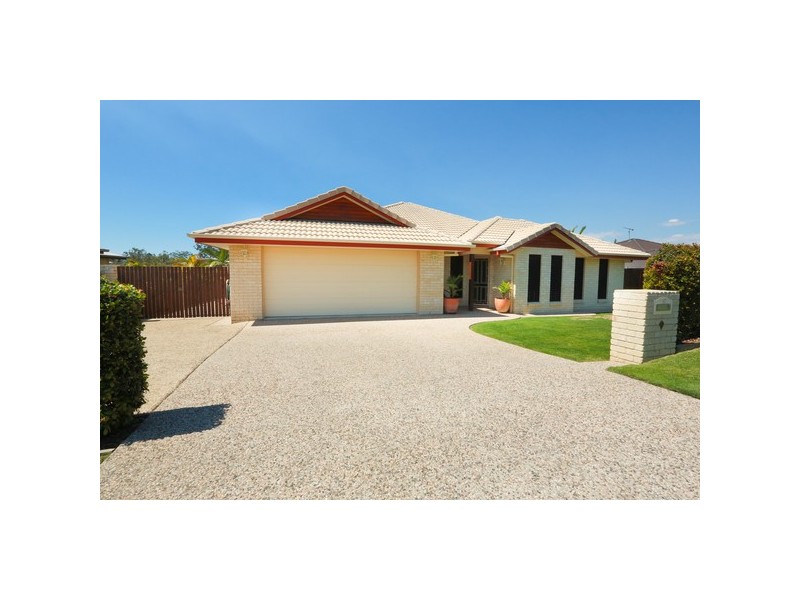 17 Reinaerhoff Crescent, Glen Eden QLD 4680