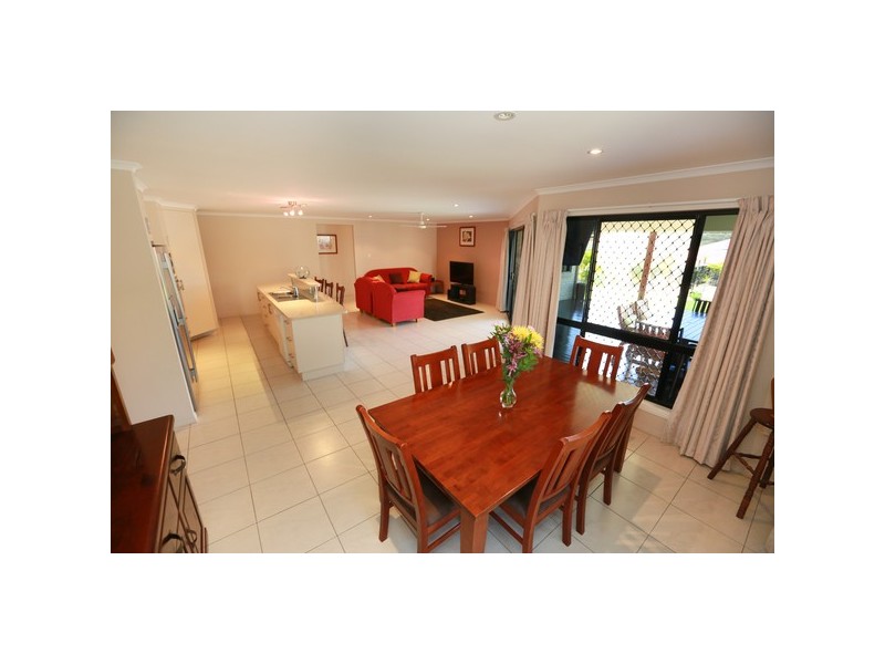 17 Reinaerhoff Crescent, Glen Eden QLD 4680