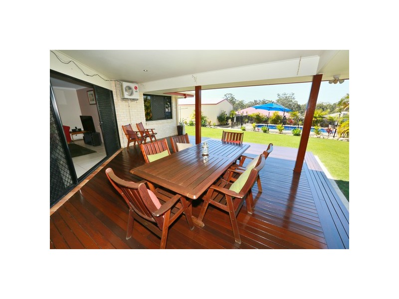 17 Reinaerhoff Crescent, Glen Eden QLD 4680