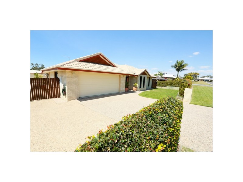 17 Reinaerhoff Crescent, Glen Eden QLD 4680