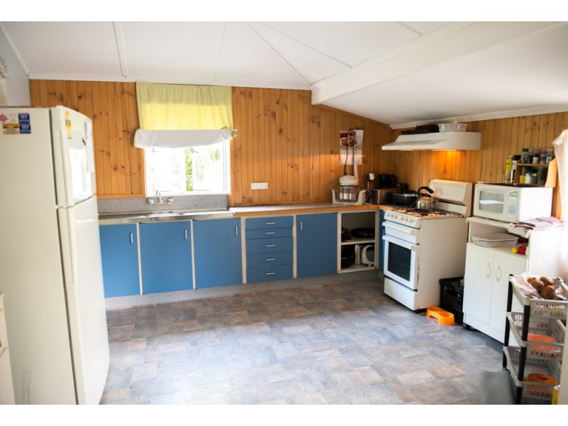 233 Auckland Street, South Gladstone QLD 4680