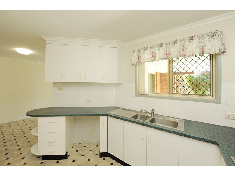 11 Lagoon Court, Clinton QLD 4680