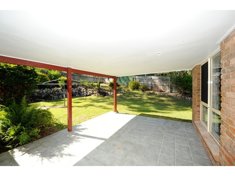 11 Lagoon Court, Clinton QLD 4680