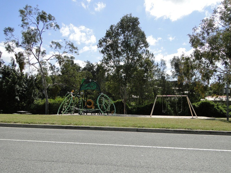 11 Lagoon Court, Clinton QLD 4680