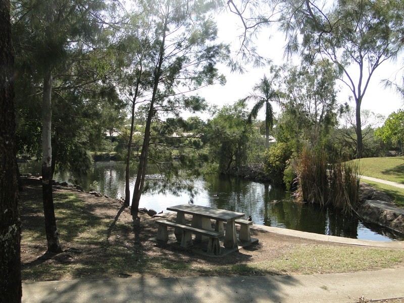 11 Lagoon Court, Clinton QLD 4680