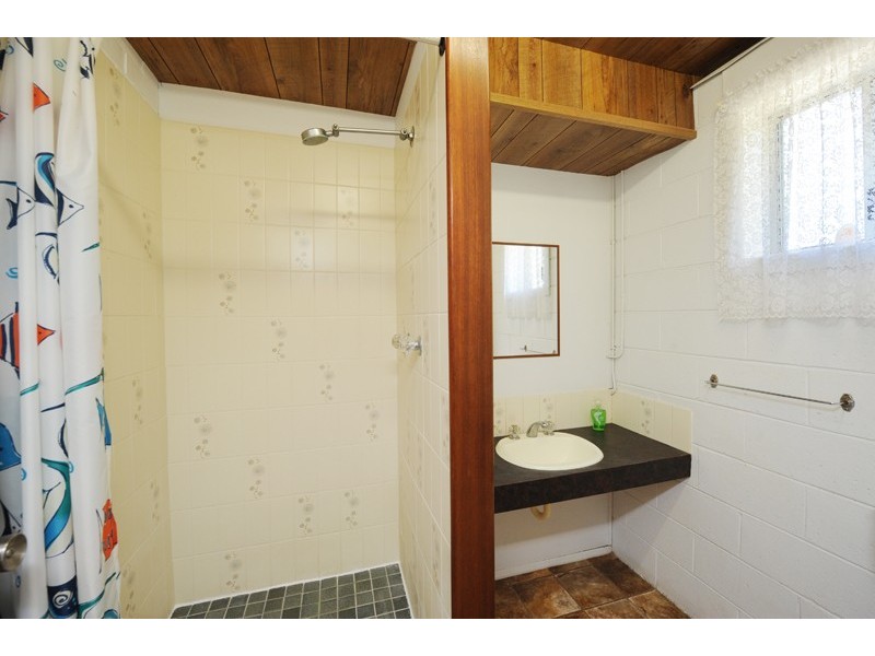 33 Cairncross Street, Sun Valley QLD 4680