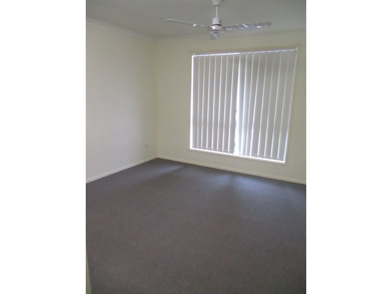 21A LINHOW CRESCENT, Clinton QLD 4680