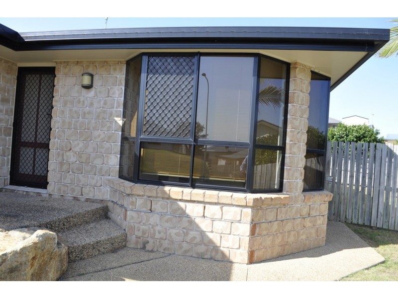 21A LINHOW CRESCENT, Clinton QLD 4680