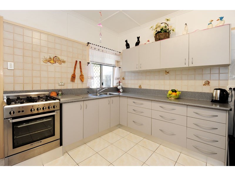 189 AUCKLAND ST, South Gladstone QLD 4680