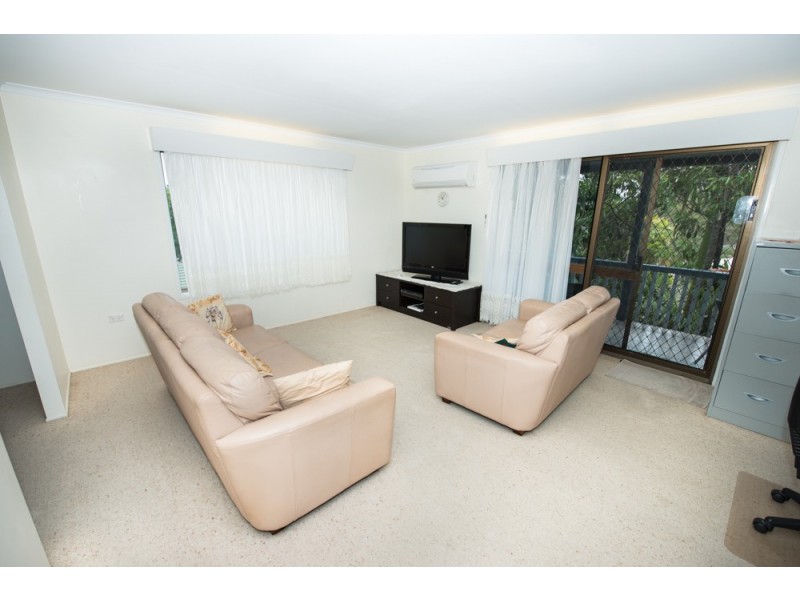 27 Jupiter Street, Telina QLD 4680