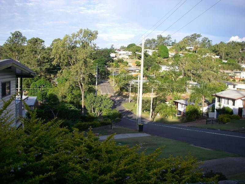 16 Far Street, West Gladstone QLD 4680