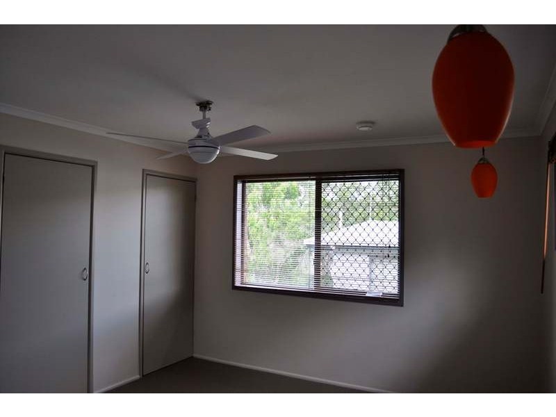 16 Far Street, West Gladstone QLD 4680