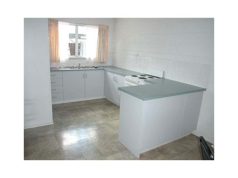 4/30 WISTARI STREET, Clinton QLD 4680