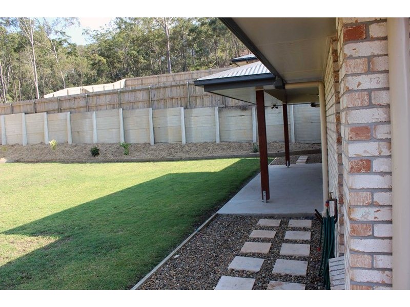 26 Spence Court, Kirkwood QLD 4680