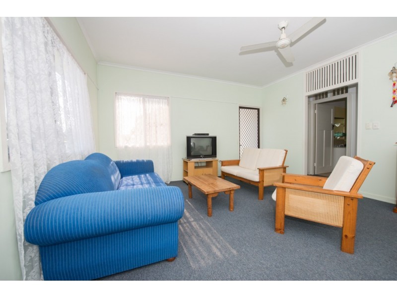 60 Barney Street, Barney Point QLD 4680