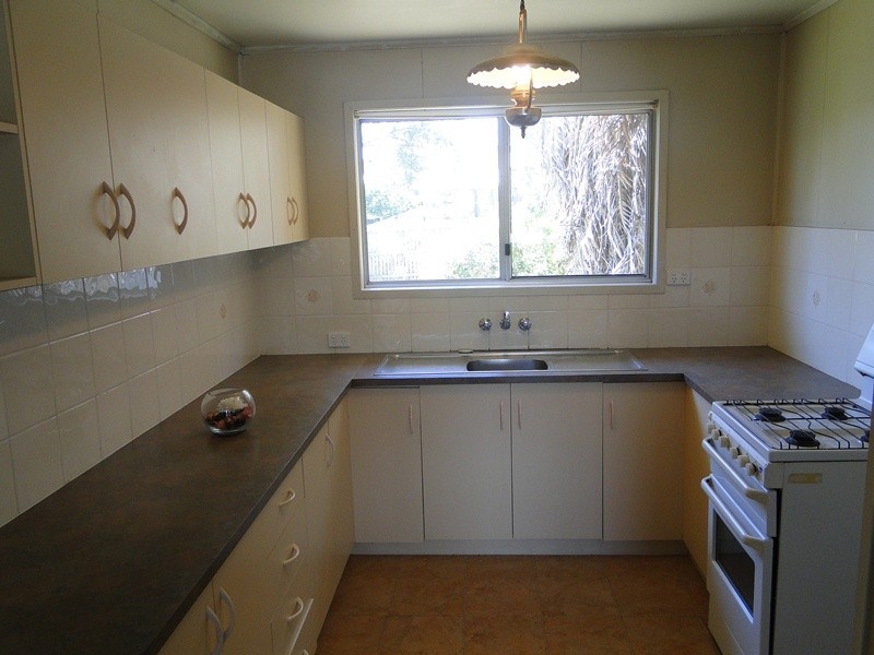 38 Park Street, West Gladstone QLD 4680