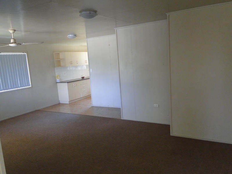 38 Park Street, West Gladstone QLD 4680