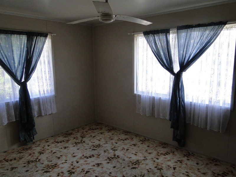 38 Park Street, West Gladstone QLD 4680