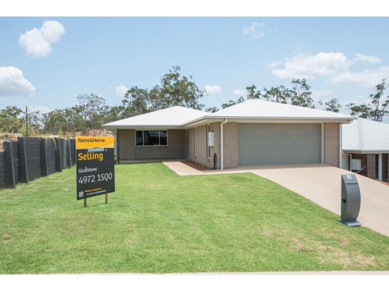 48 Broadwater Place, New Auckland QLD 4680