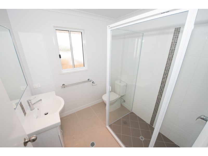 48 Broadwater Place, New Auckland QLD 4680