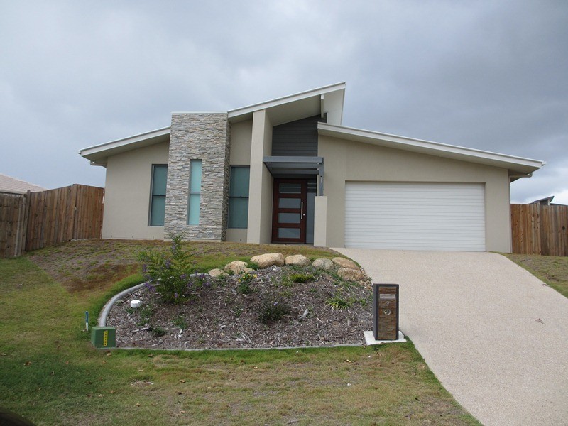 9 Franklin Court, New Auckland QLD 4680