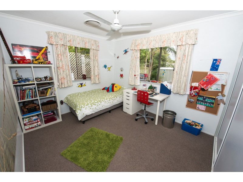 6 Sovereign Crt, Clinton QLD 4680