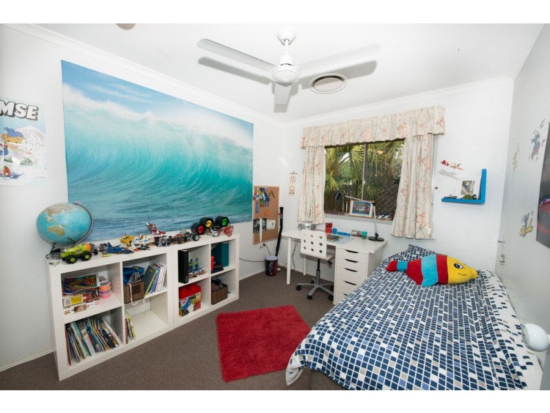 6 Sovereign Crt, Clinton QLD 4680