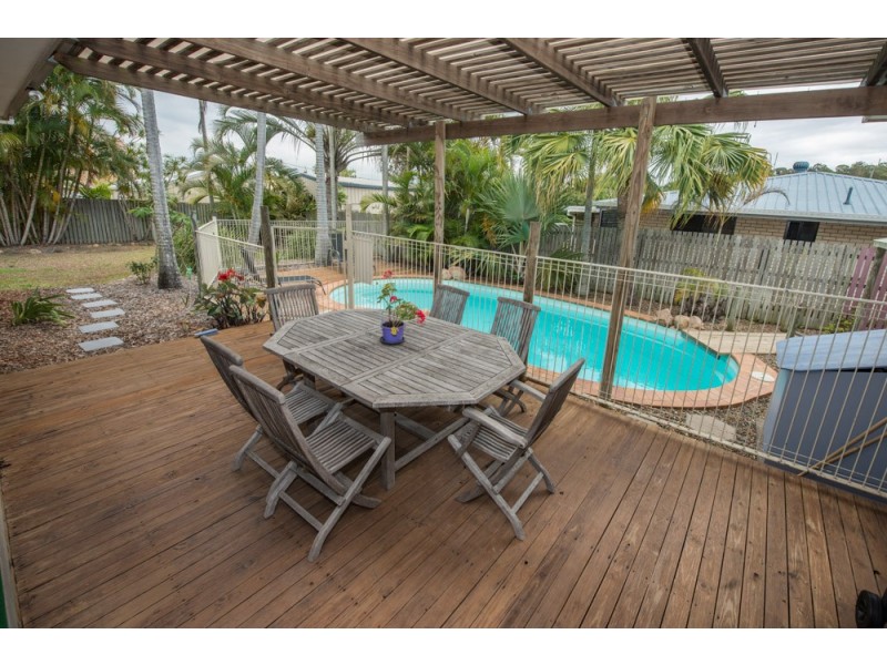 6 Sovereign Crt, Clinton QLD 4680