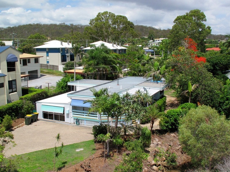 11 River Drive, Boyne Island QLD 4680