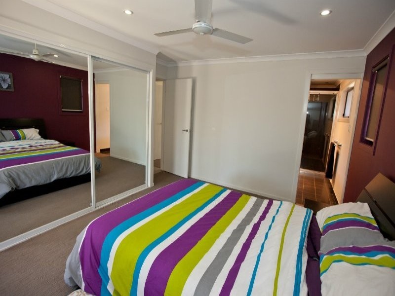 6 Spence Court, Kirkwood QLD 4680