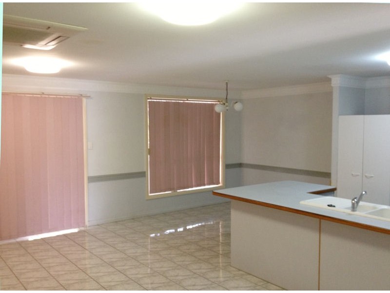 8 Lagoon Court, Clinton QLD 4680