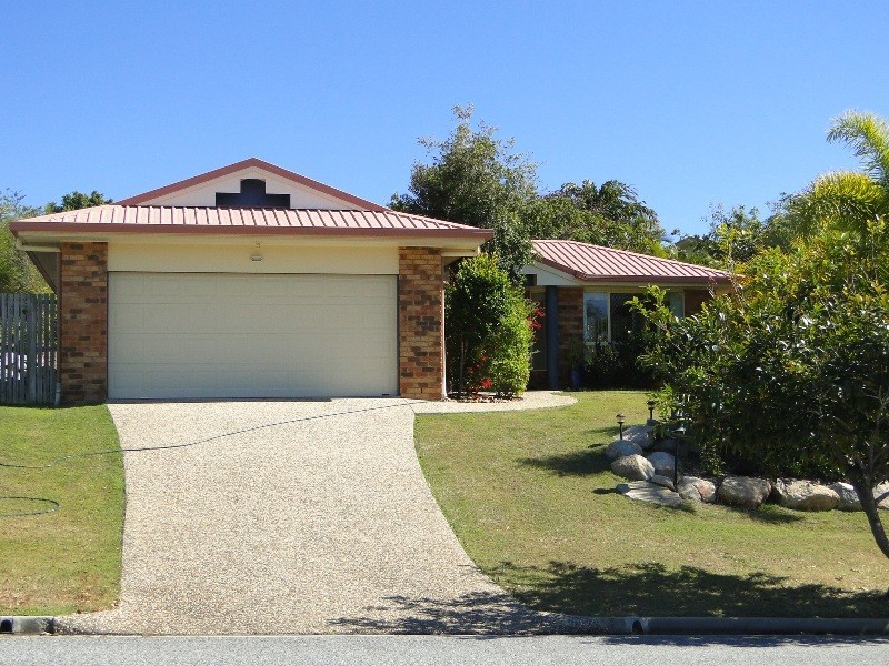 61 PENDA AVE, New Auckland QLD 4680