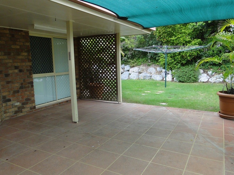 61 PENDA AVE, New Auckland QLD 4680