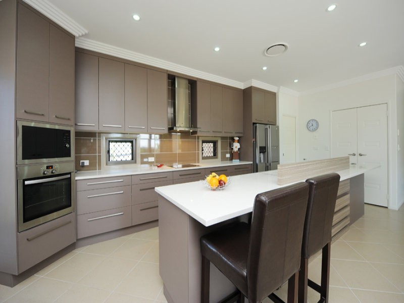 53 Katrina Boulevard, New Auckland QLD 4680