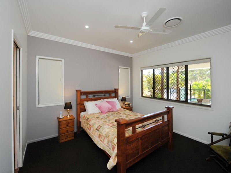 53 Katrina Boulevard, New Auckland QLD 4680