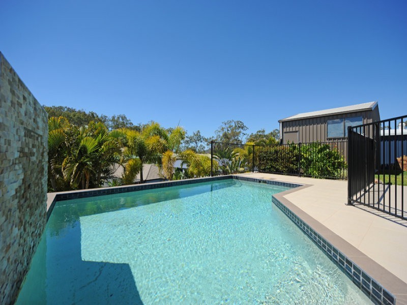 53 Katrina Boulevard, New Auckland QLD 4680