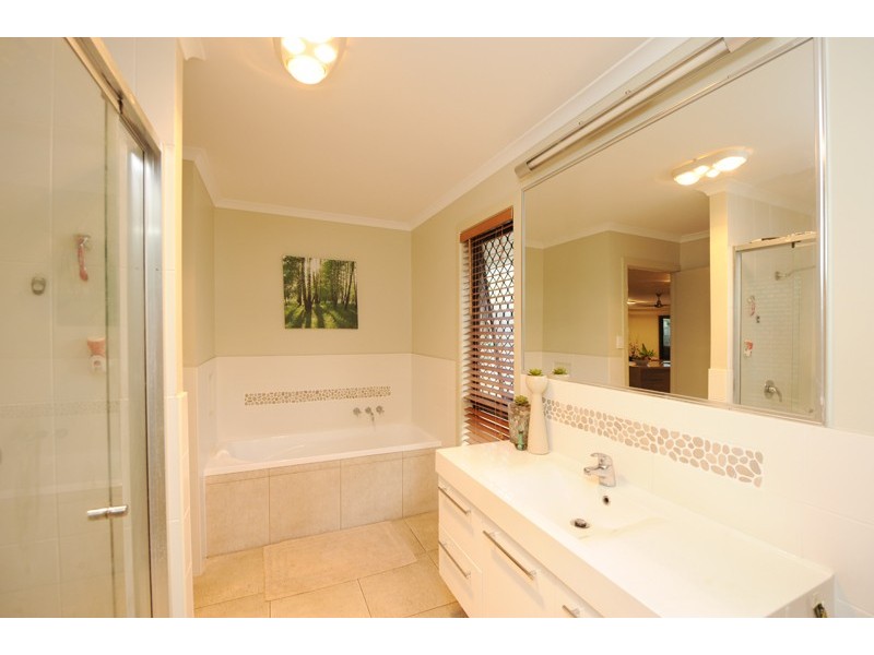 87 Col Brown Avenue, Clinton QLD 4680