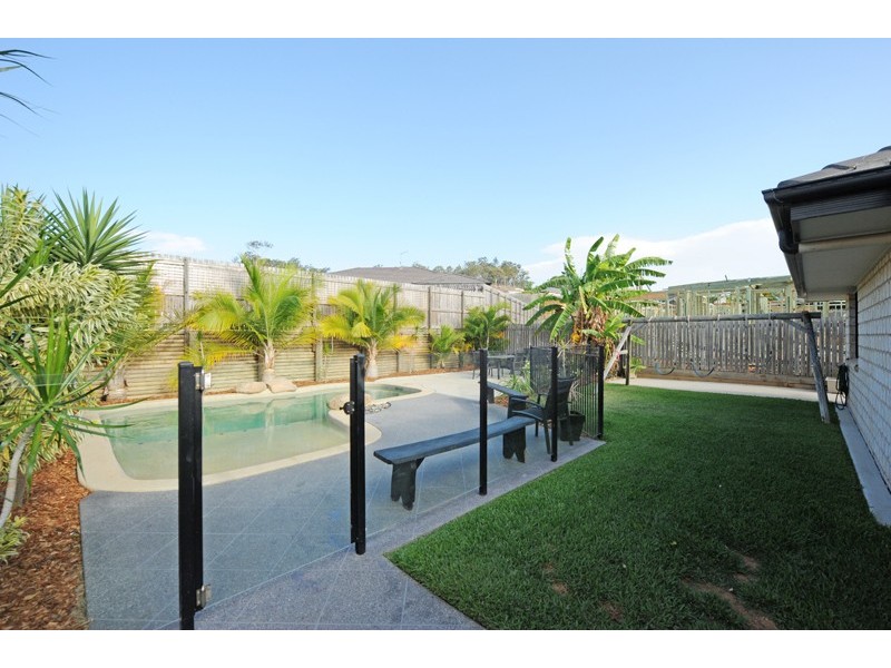 87 Col Brown Avenue, Clinton QLD 4680