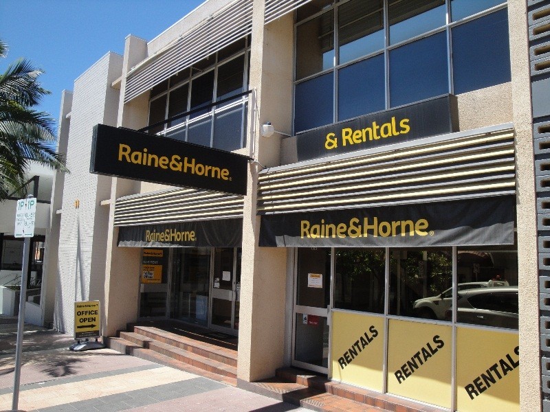 Suite 2, 60 GOONDOON STREET, Gladstone QLD 4680
