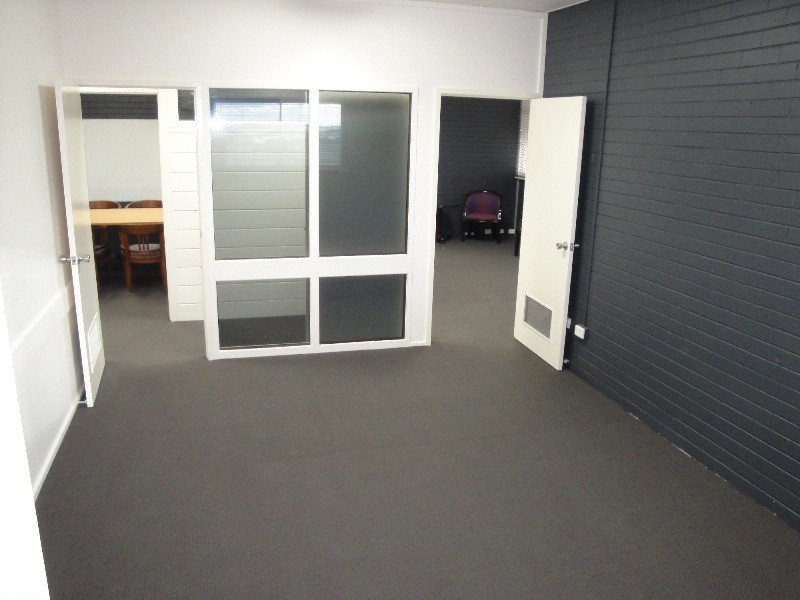 Suite 2, 60 GOONDOON STREET, Gladstone QLD 4680