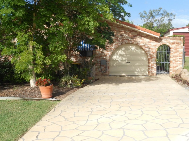 3 SHARYN DRIVE, New Auckland QLD 4680