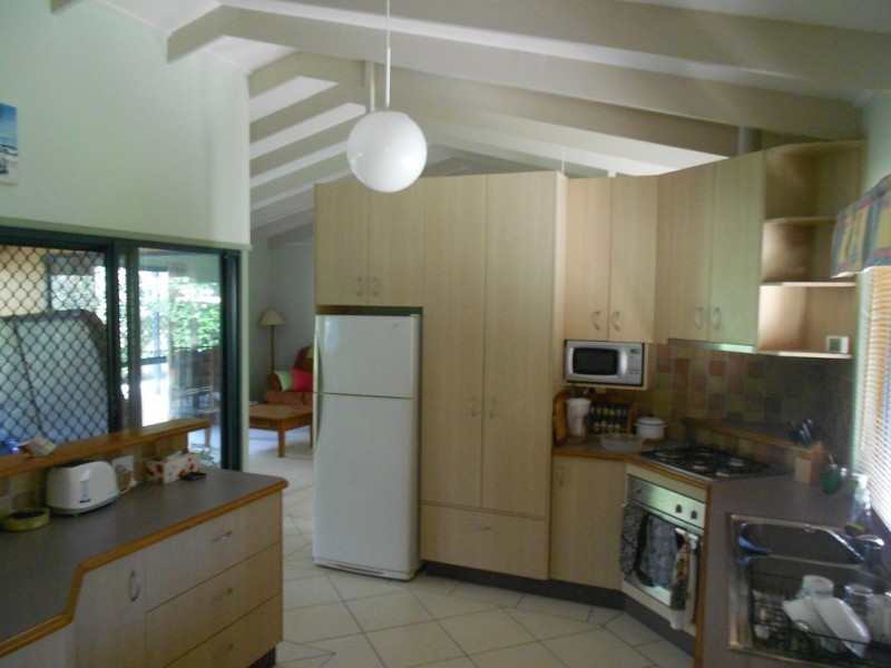 3 SHARYN DRIVE, New Auckland QLD 4680
