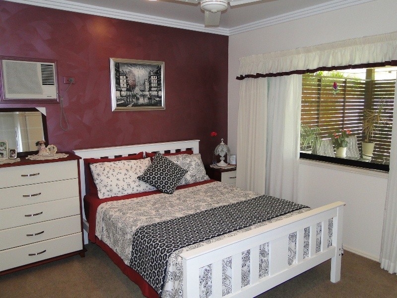 27 Dolphin Terrace, South Gladstone QLD 4680