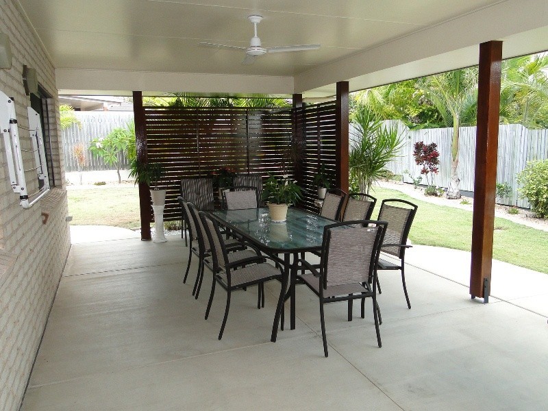 27 Dolphin Terrace, South Gladstone QLD 4680