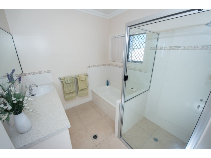 3 Jacinta Court, Tannum Sands QLD 4680