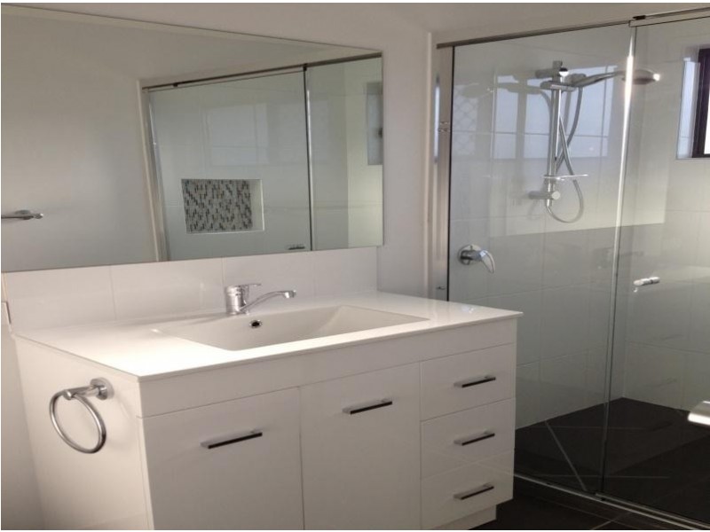 Unit 2 / 4 Norton Lane, West Gladstone QLD 4680