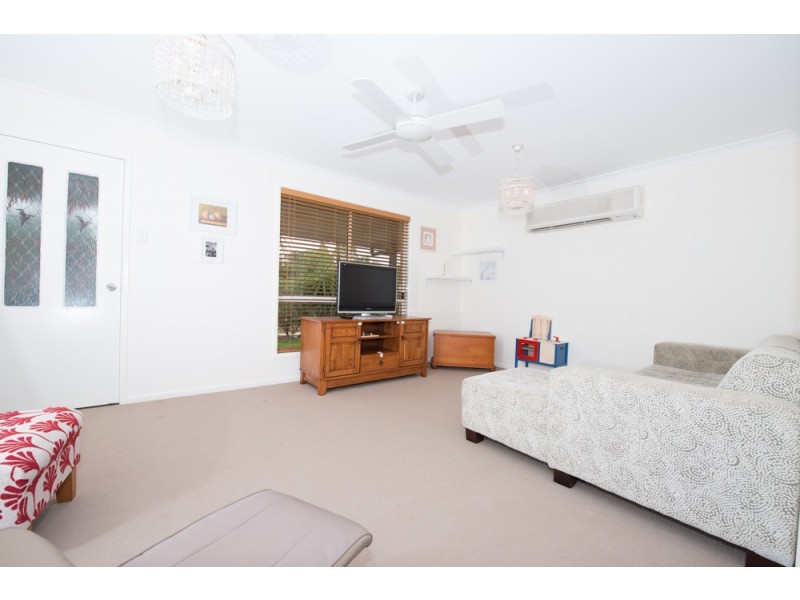 2 Eugenia Street, Boyne Island QLD 4680