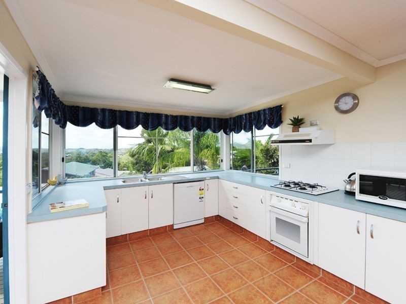 12 Columbia Avenue, Clinton QLD 4680