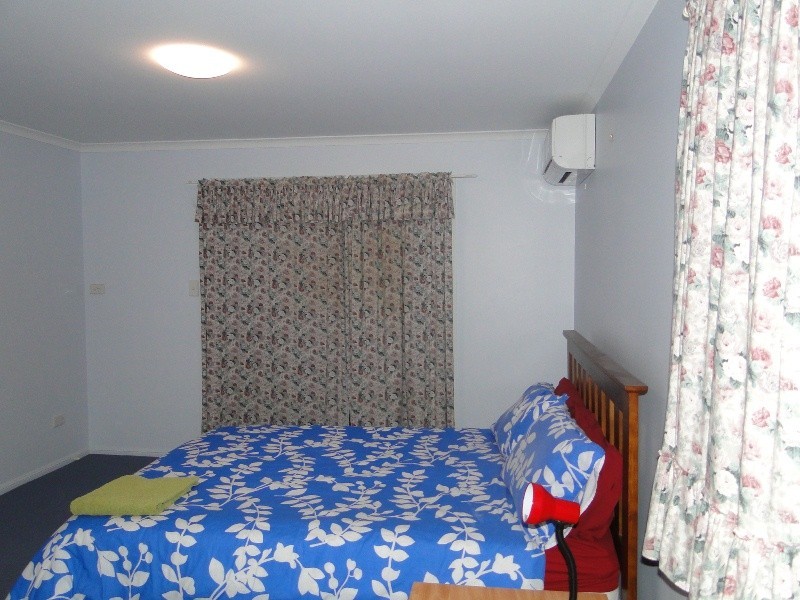 12 Columbia Avenue, Clinton QLD 4680