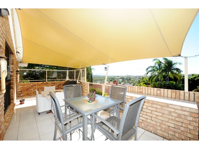 10 St Clements Close, Telina QLD 4680